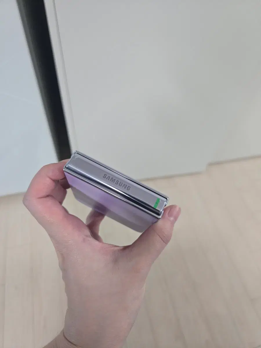 삼성 갤럭시 Z 플립4 라벤더 256GB (A급 새거급 필름ㅇ) | 브랜드 중고
